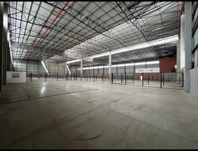 5,151M² WAREHOUSE TO LET IN SAMRAND BUSINESS PARK